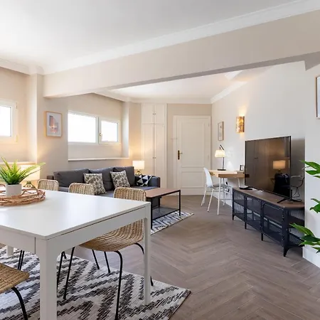 Confortable Piso En Neguri, A 5 Min De La Playa Apartment *