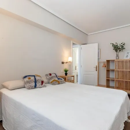 Confortable Piso En Neguri, A 5 Min De La Playa * Getxo